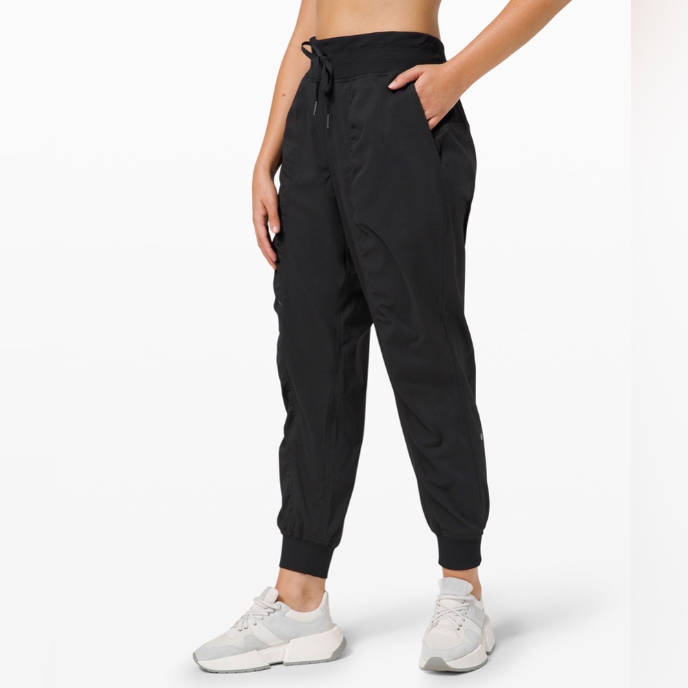 Lululemon dance studio joggers sz 4